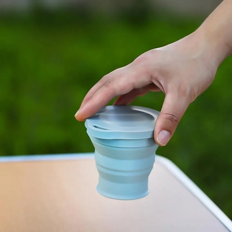 Tasse en silicone pliable et portable